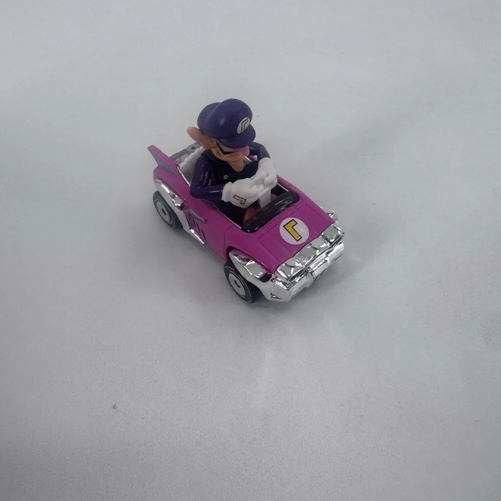 Hot Wheels Waluigi Badwagon GBG31 Super Mario Kart Die Cast 2018 Mattel